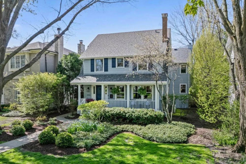 1082 Ash St. Winnetka